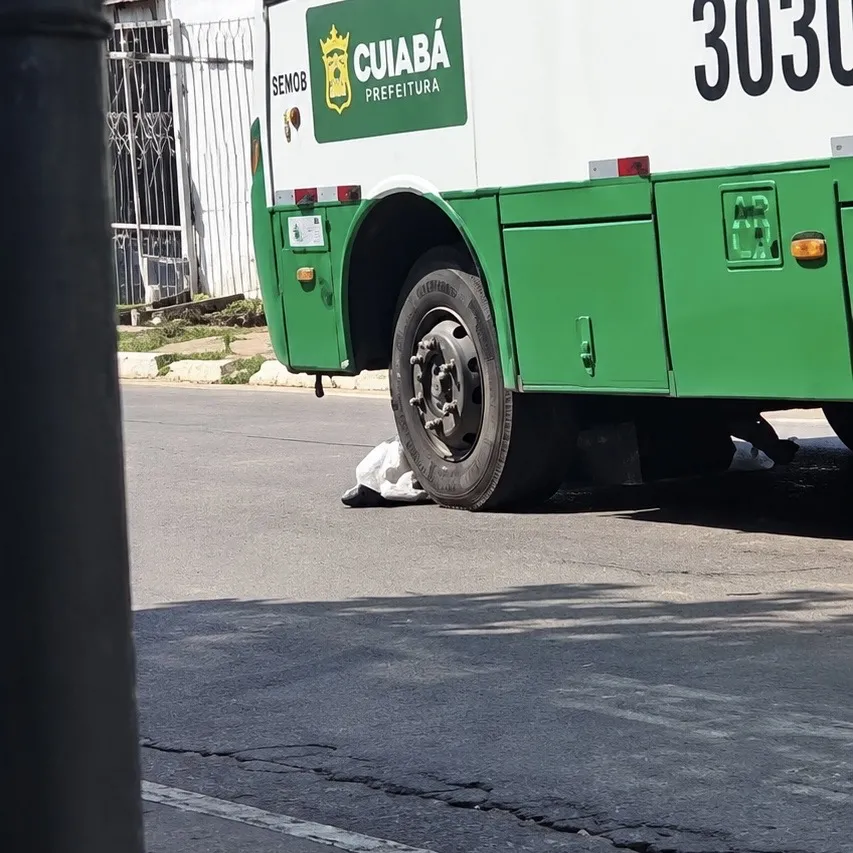 Homem de 57 anos morre atropelado por ônibus em Cuiabá