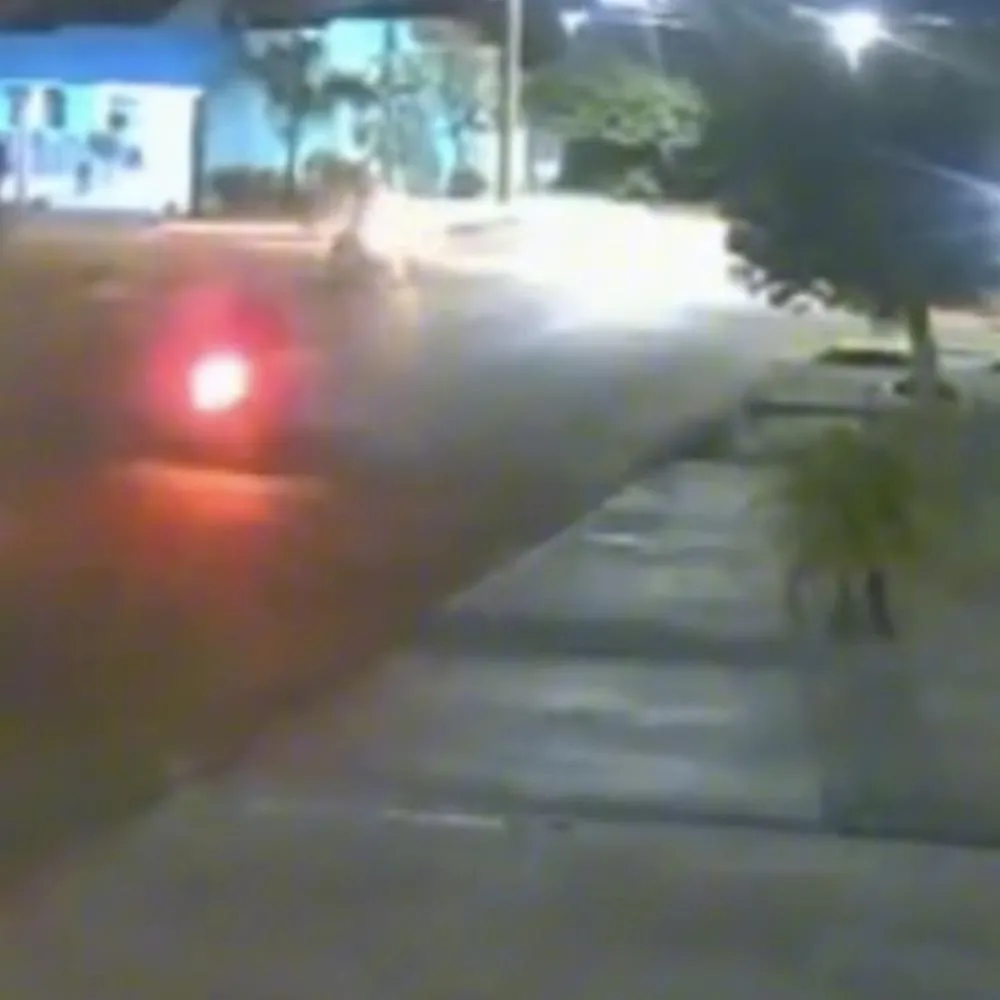 Colisão deixa dois motociclistas feridos em Rondonópolis