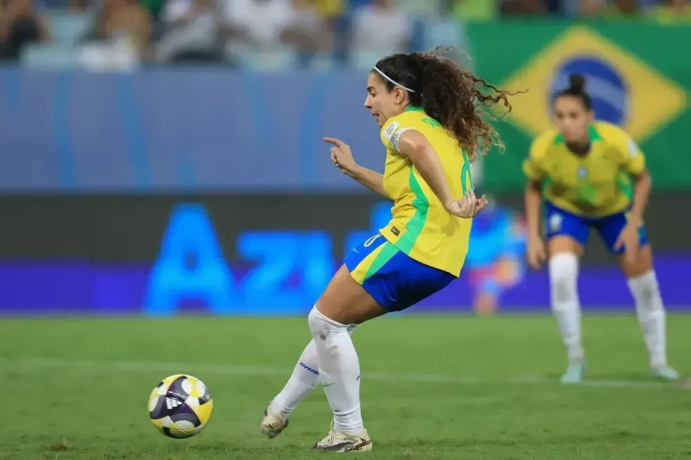 Seleção feminina: Brasil goleia Zâmbia por 6 a 1 em Cuiabá