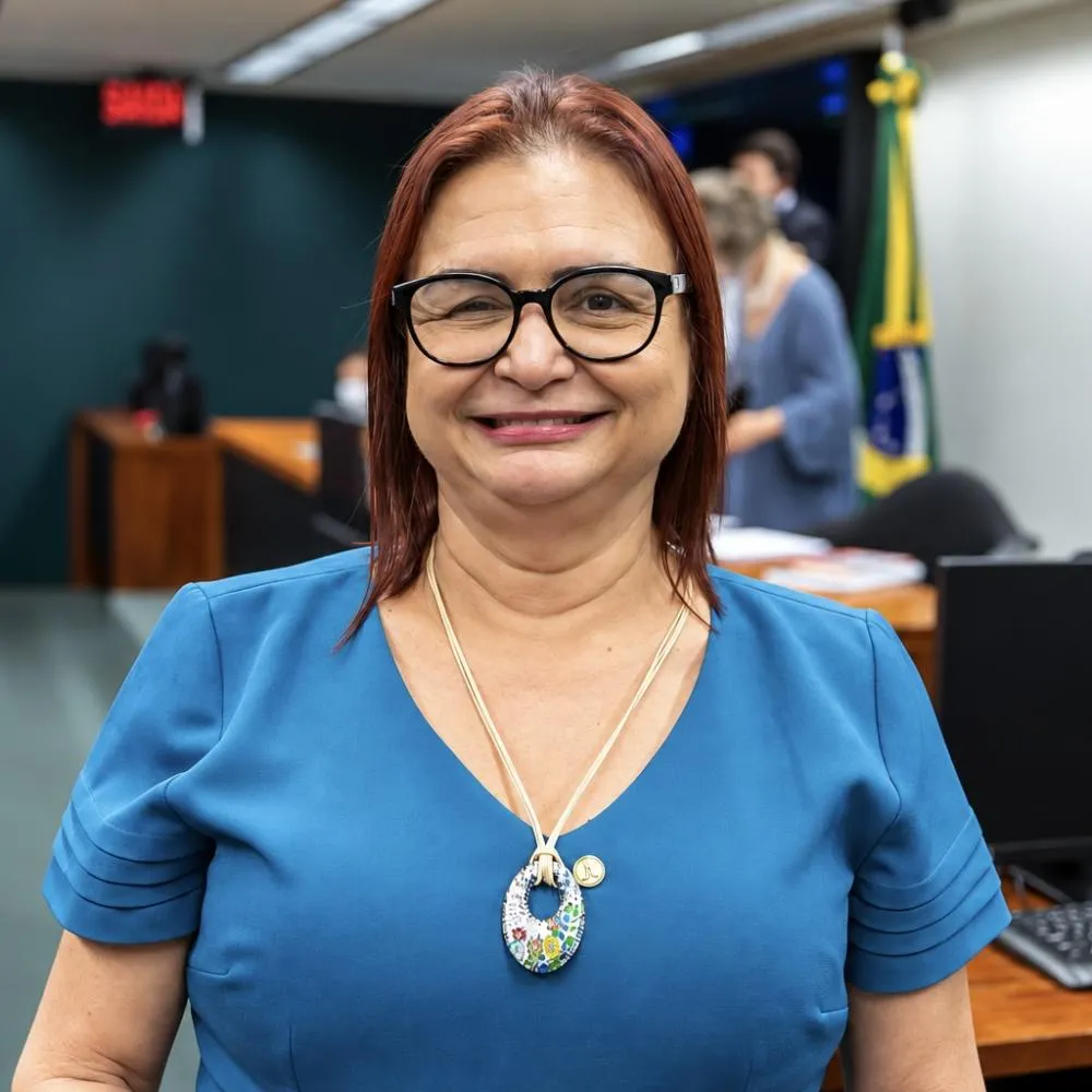 Rosa Neide conquista 52 mil votos nas três maiores cidades de Mato Grosso