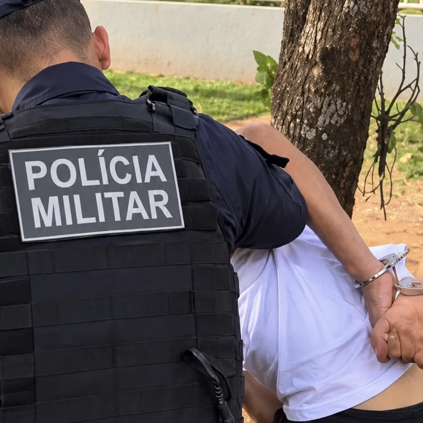 Adolescentes são conduzidos à delegacia após abordagem policial em Nova Mutum