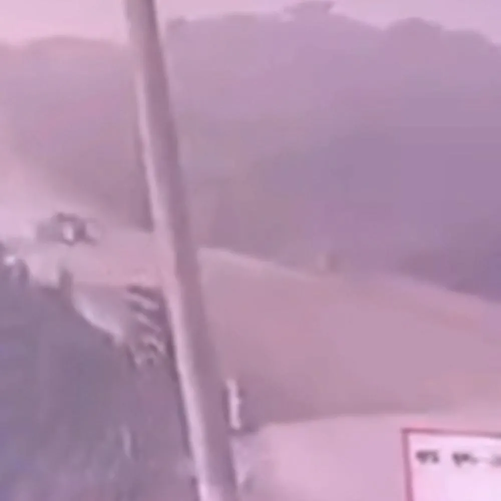 Carro derrapa em ponte e cai em rio de Primavera do Leste
