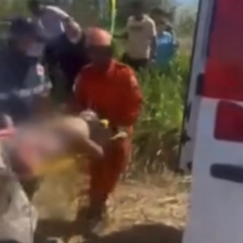 Jovem sobrevive após três dias preso em carro capotado em Pedra Preta