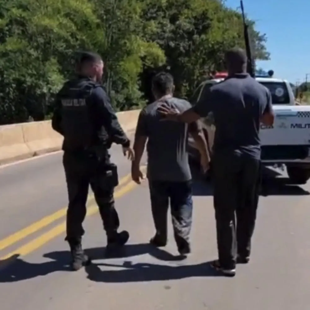 Polícia recupera caminhão após perseguição na MT-208 em Carlinda