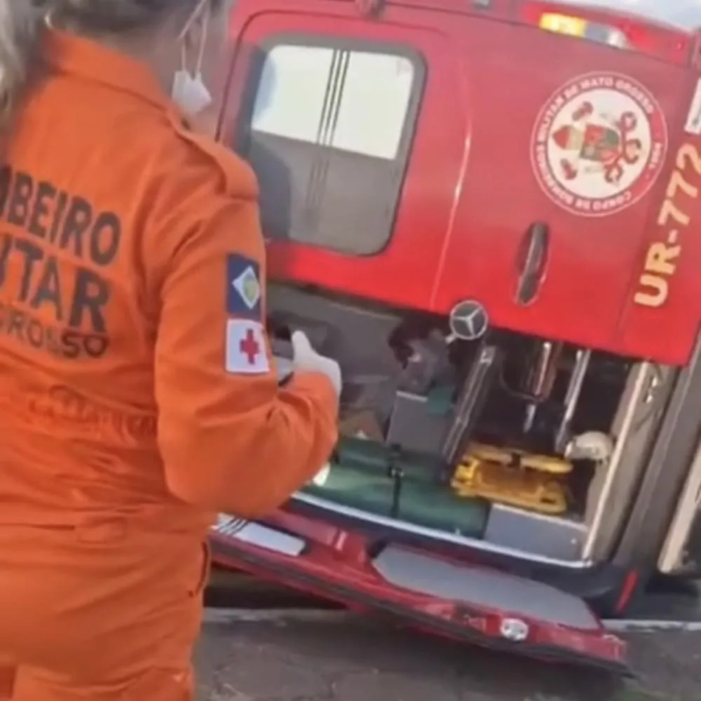 Colisão entre ambulância e viatura mobiliza equipes em Cuiabá