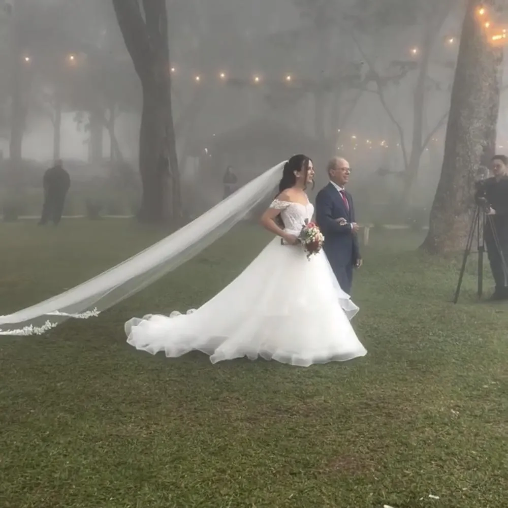 Cenário cinematográfico encanta internet em casamento na Chapada dos Guimarães