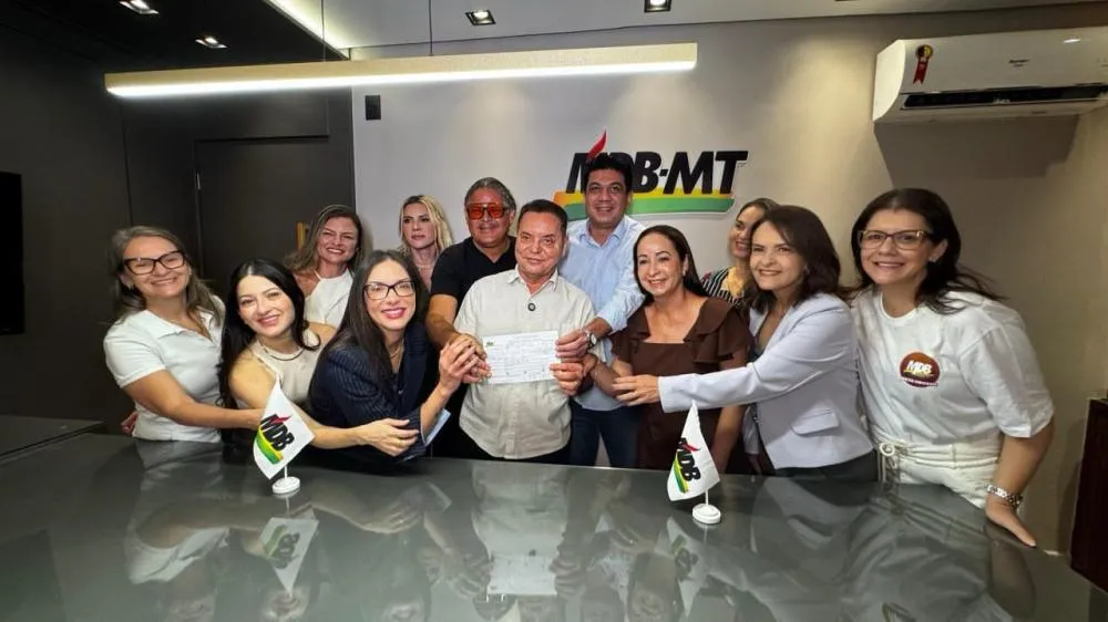 Botelho deixa União Brasil e se filia ao MDB em MT