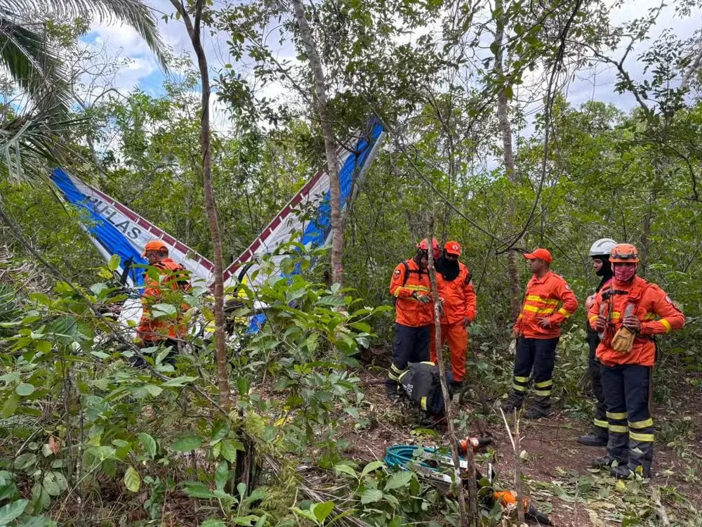 Piloto é encontrado morto após queda de ultraleve em Várzea Grande