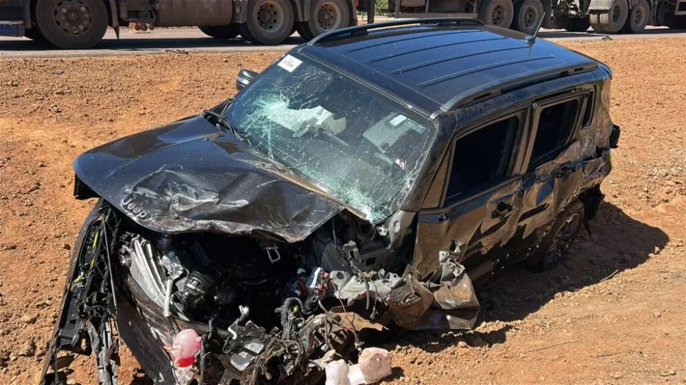 Acidente entre carro, carreta e caminhão deixa um ferido na BR-163 em Sorriso