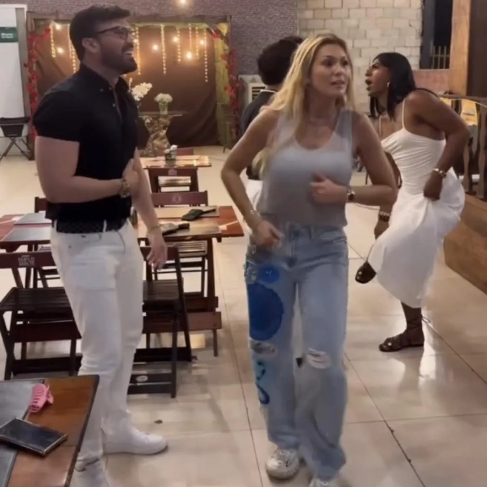 Apresentadora Lívia Andrade dá show de animação em restaurante de Várzea Grande