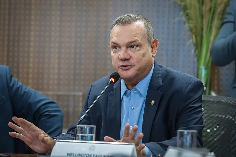 TRE-MT multa Wellington Fagundes em R$ 8 mil por propaganda eleitoral antecipada