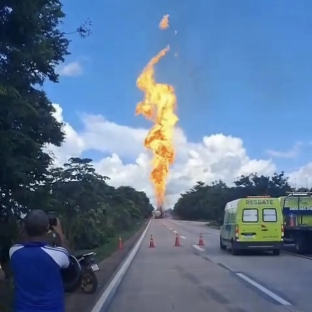 Colisão com etanol intensifica chamas em MT